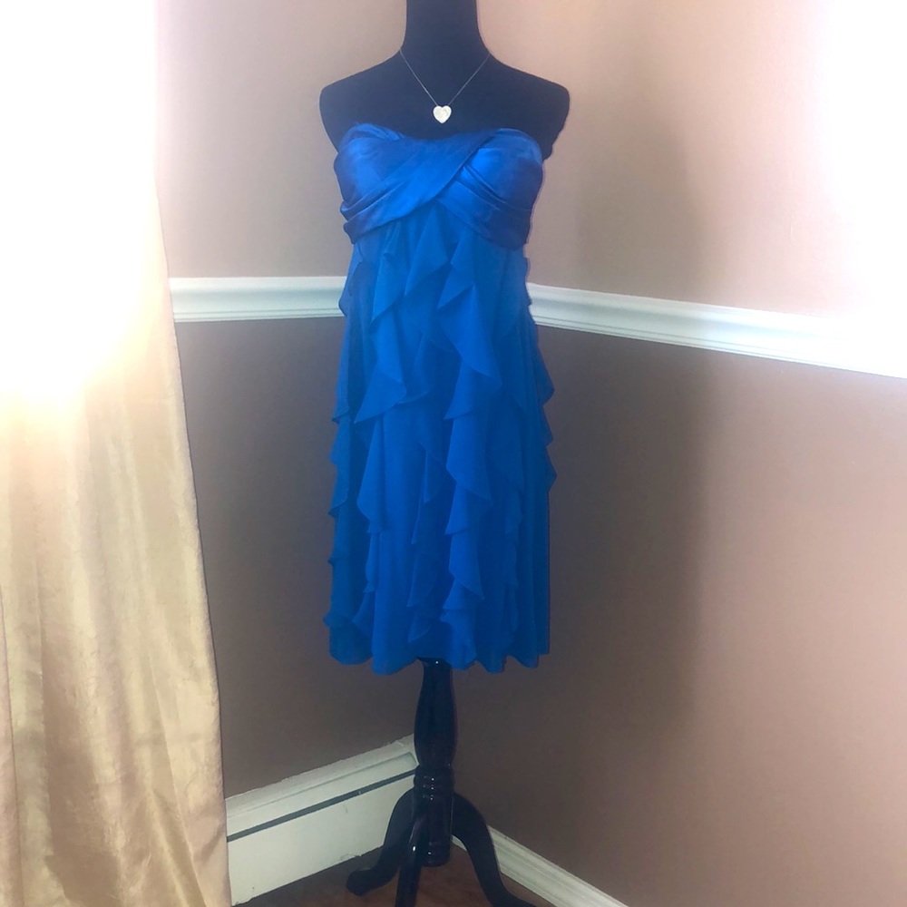 Beautiful strapless dress - Picture 2 of 6